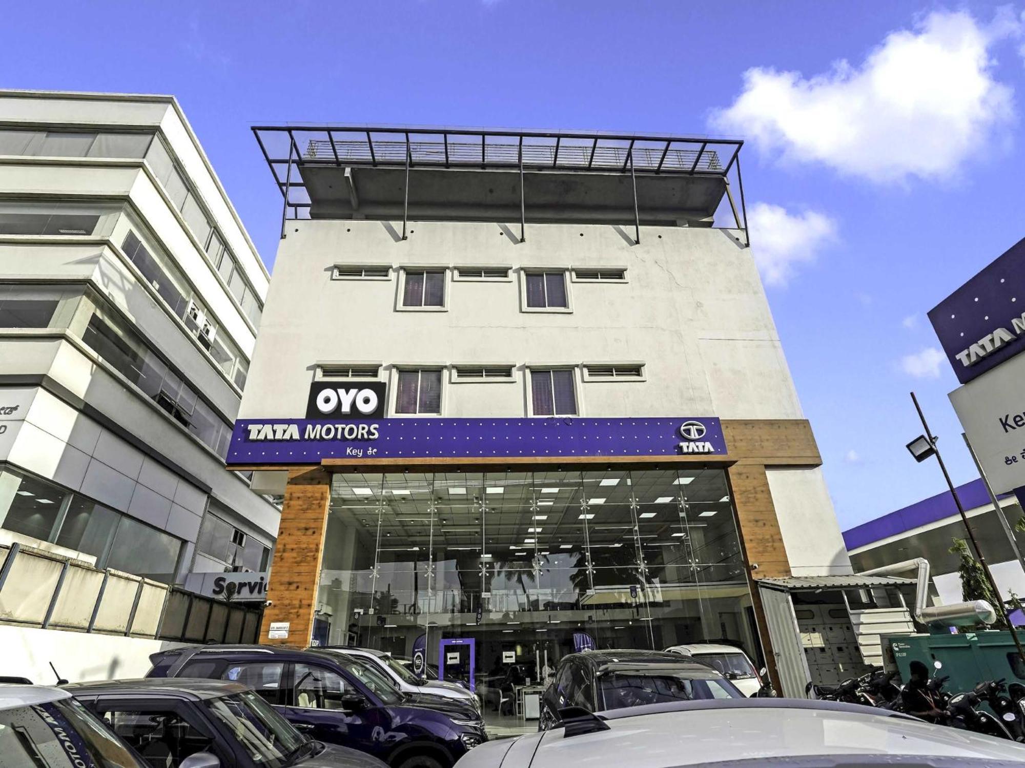 Oyo Flagship Hotel Ayodhya Bangalore Exterior photo